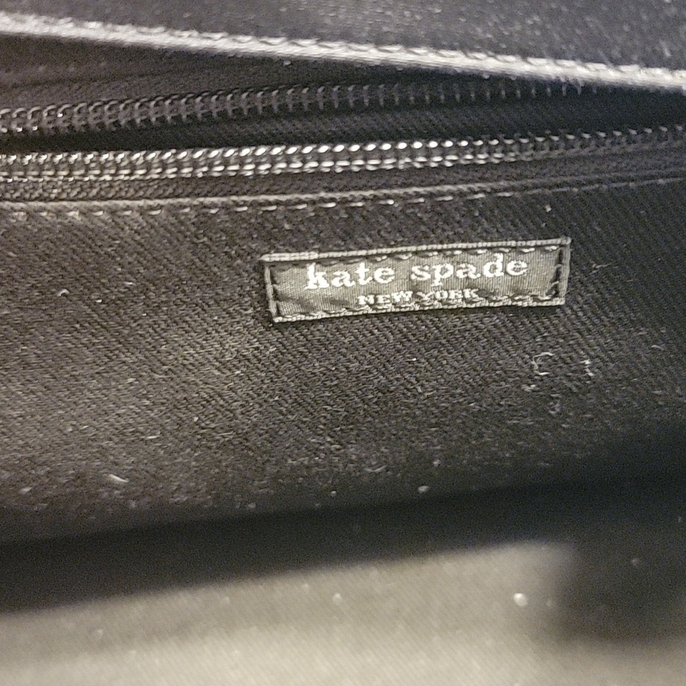 Kate Spade Purse - Picture 2 of 2